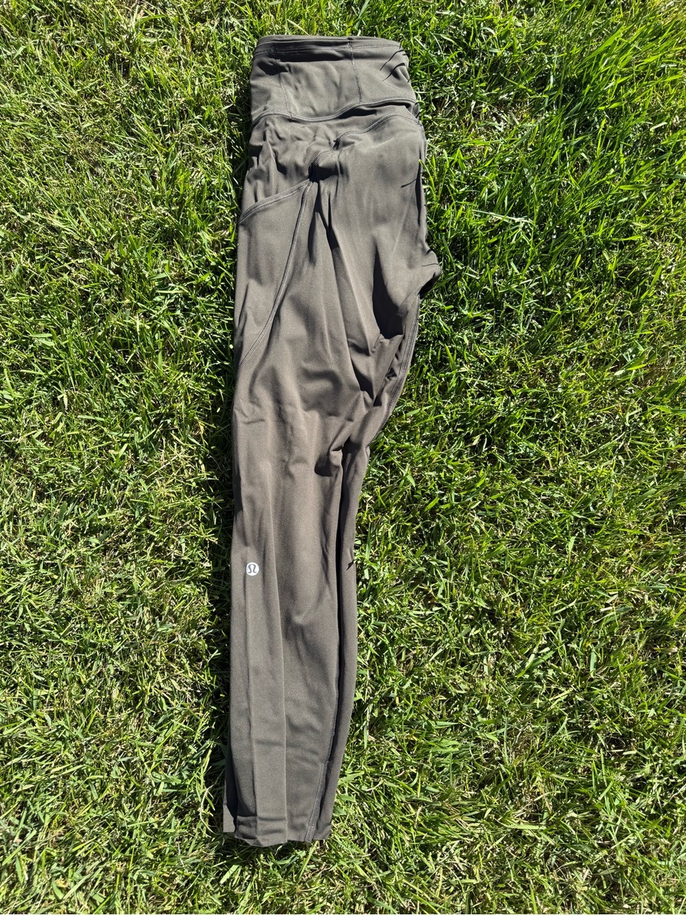Lululemon Performance Tights in Olive Green